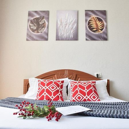 Yourhouse Микрорайон Жетысу-2, Дом 69 Almaty Eksteriør billede